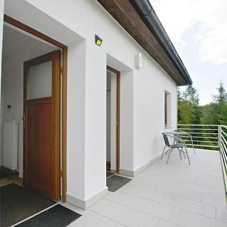 Mira Lägenhet Nová Pec