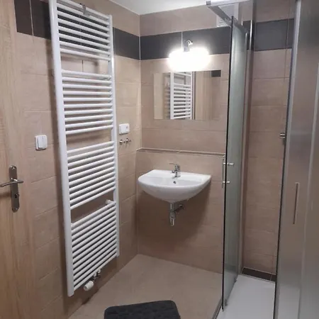 Appartamento Míra Nová Pec